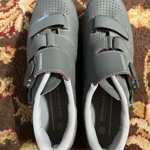 Shimano Men's Grey Cycling Shoes